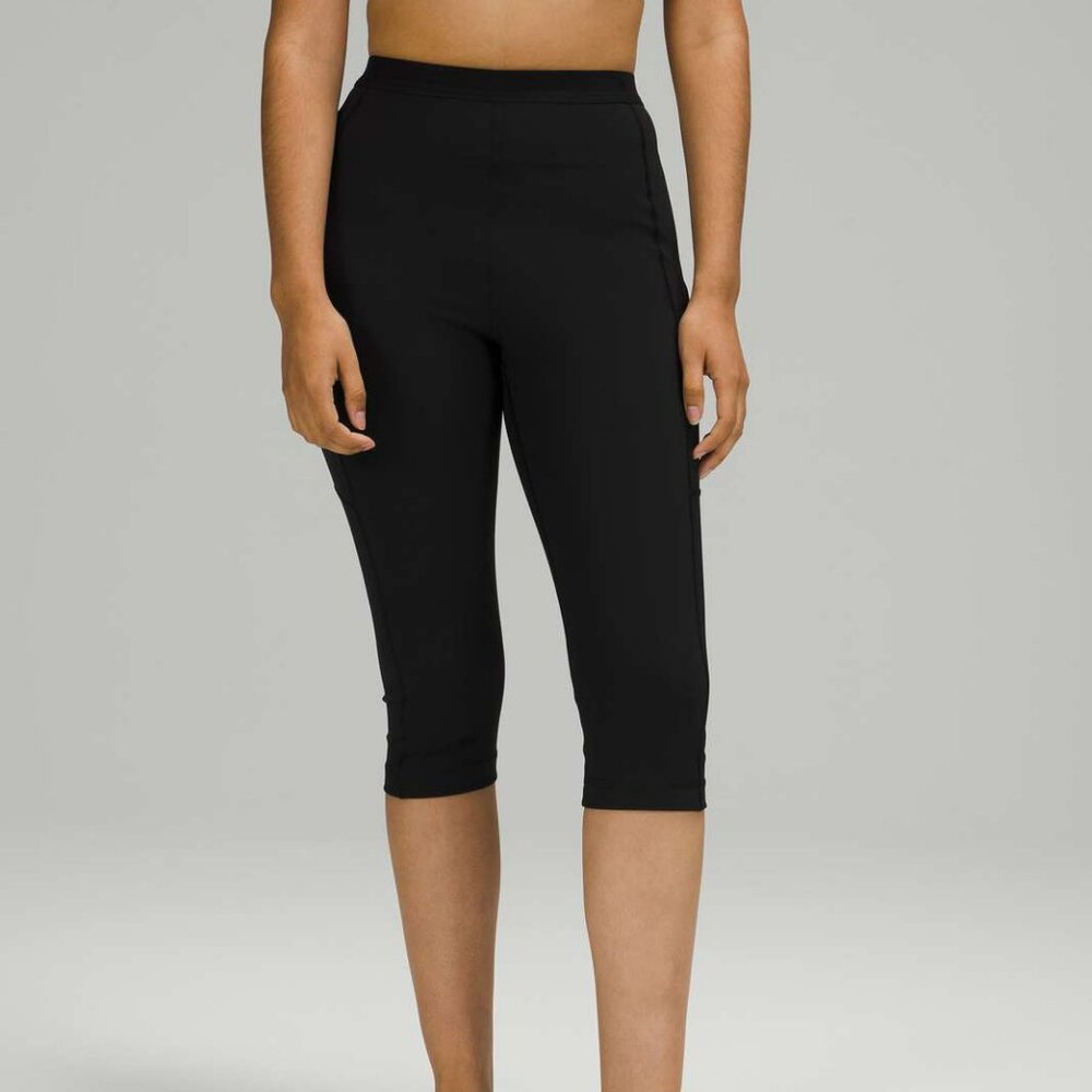 NWT Lululemon Women’s High Rise Paddle Crop Water Side Pockets Black 6